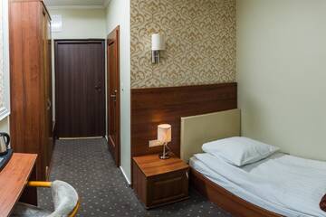 Фото номера Одноместный номер Отель Hotel Promien г. Скаржиско-Каменна 3